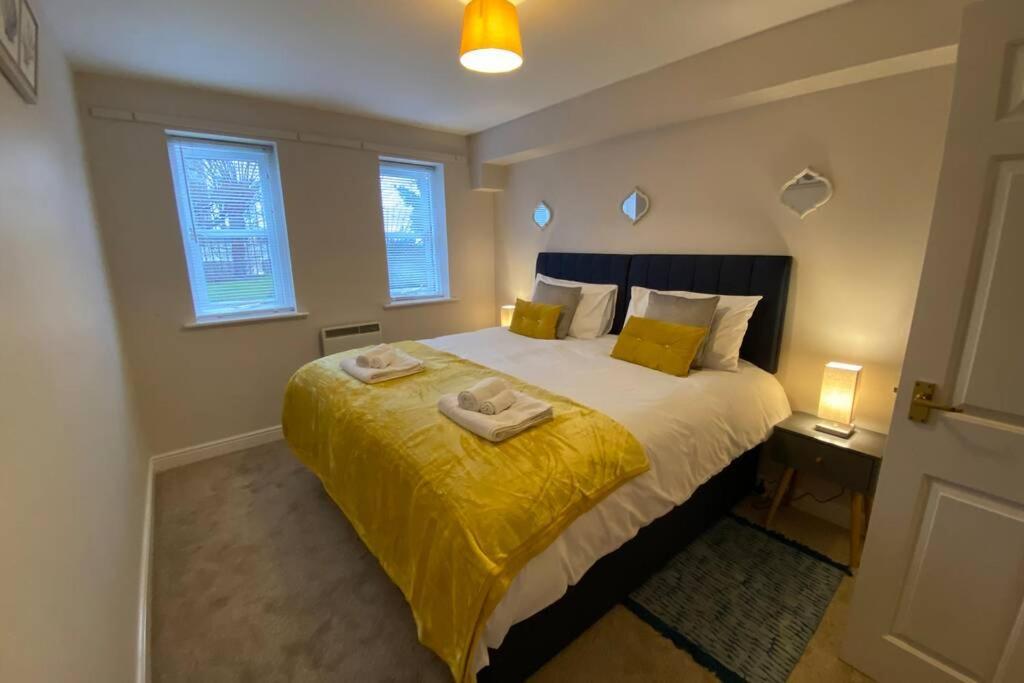 Marie'S Serviced Apartment E, 2Bedroom City Stay With River View Bedford Exterior photo